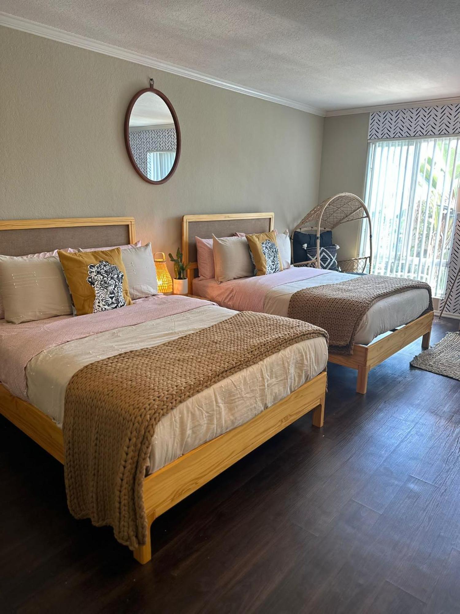 Loft Apartments At Hollywood Free Parking Close To Studios Universal Los Angeles Ngoại thất bức ảnh