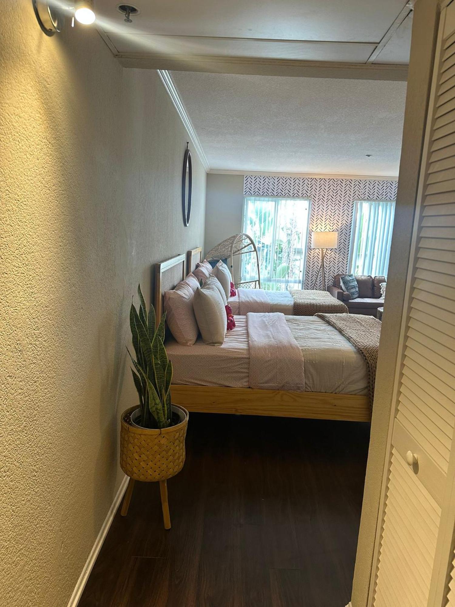 Loft Apartments At Hollywood Free Parking Close To Studios Universal Los Angeles Ngoại thất bức ảnh
